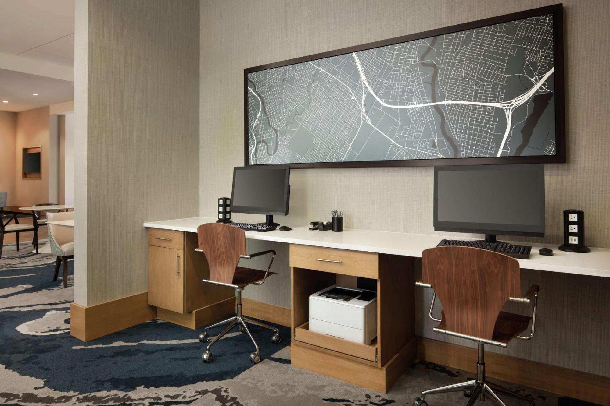 Hampton Inn&Suites Teaneck/Glenpointe Exterior foto
