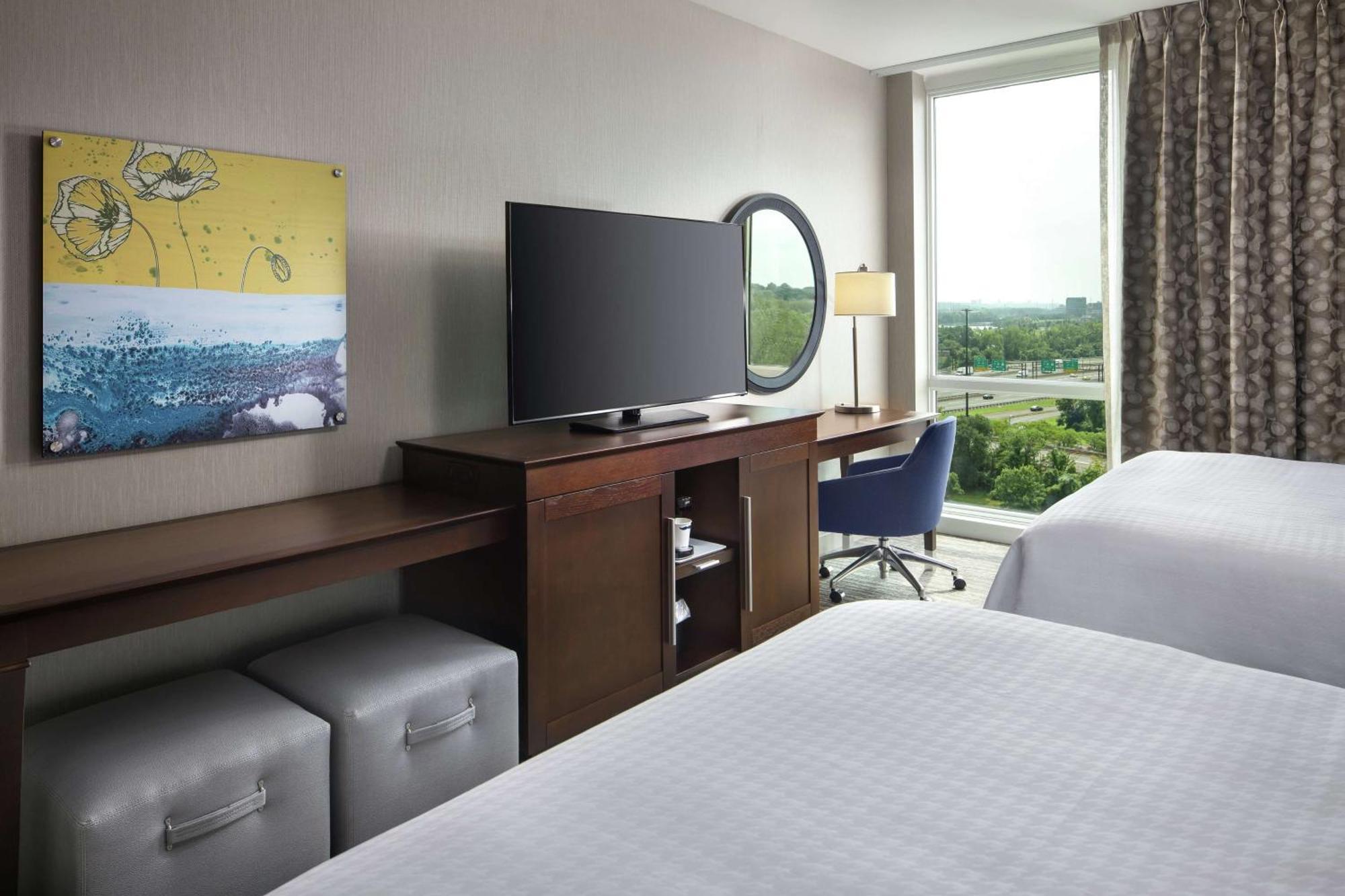 Hampton Inn&Suites Teaneck/Glenpointe Exterior foto