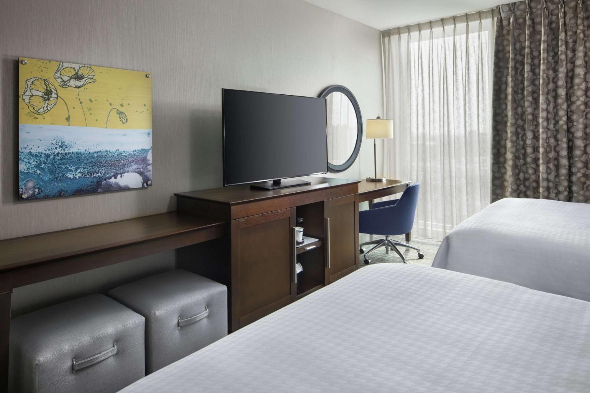 Hampton Inn&Suites Teaneck/Glenpointe Exterior foto