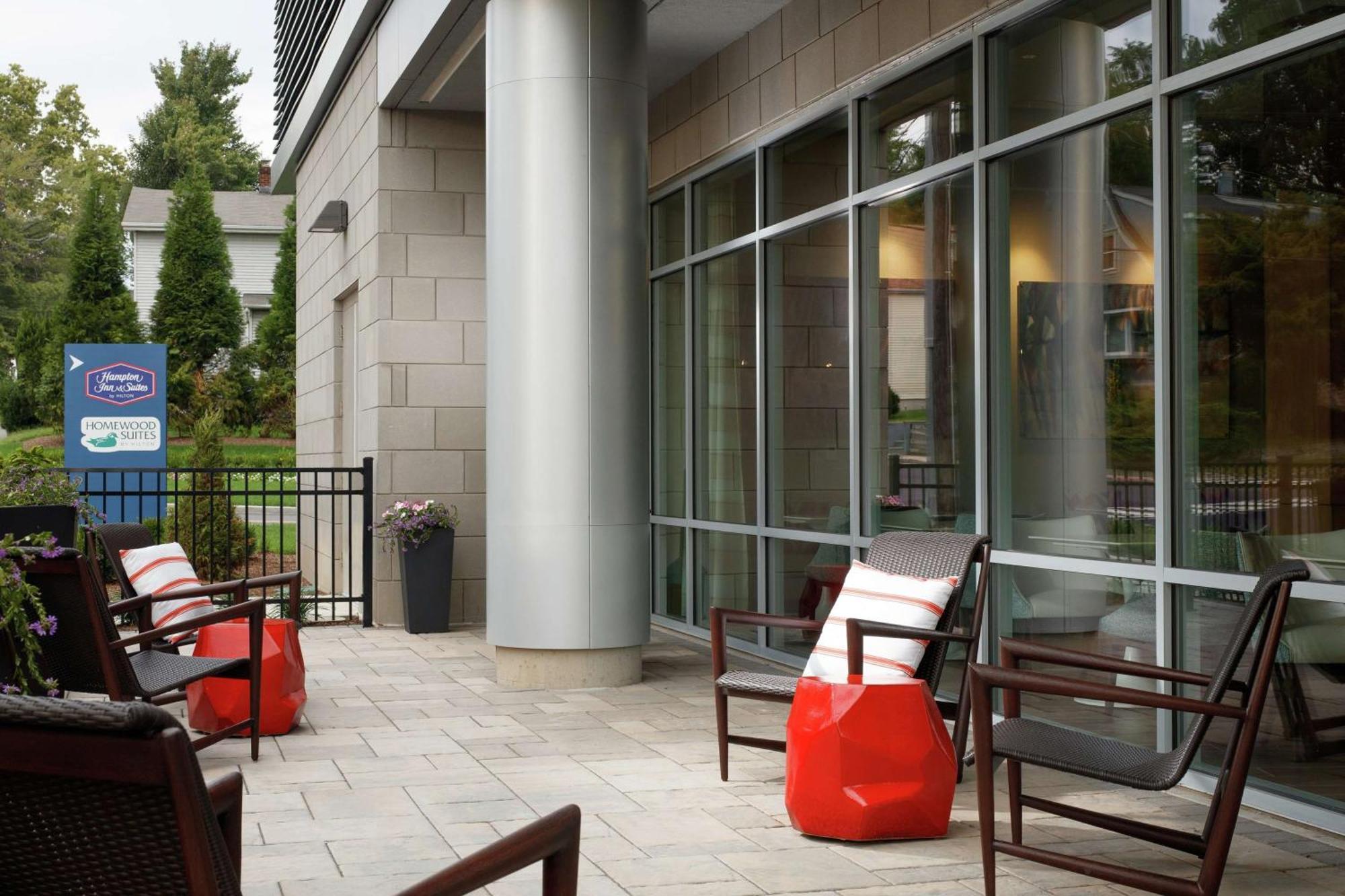 Hampton Inn&Suites Teaneck/Glenpointe Exterior foto